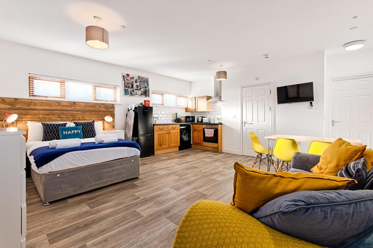 En-Suite, Parking, Fully Equipped Kitchen! Swansea Exterior photo